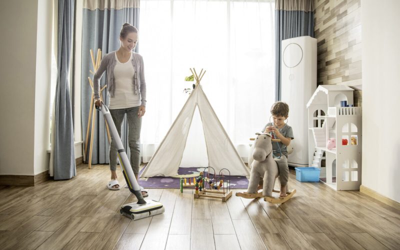 FC 7 Cordless Living Room Wooden Floor App 02 Portal Image High 3k