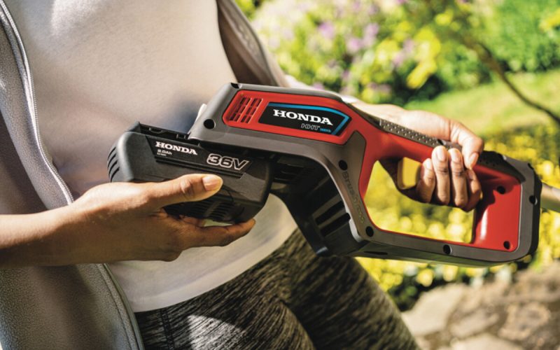 Honda Cordless Lifestyle 2023 Lawntrimmer 06